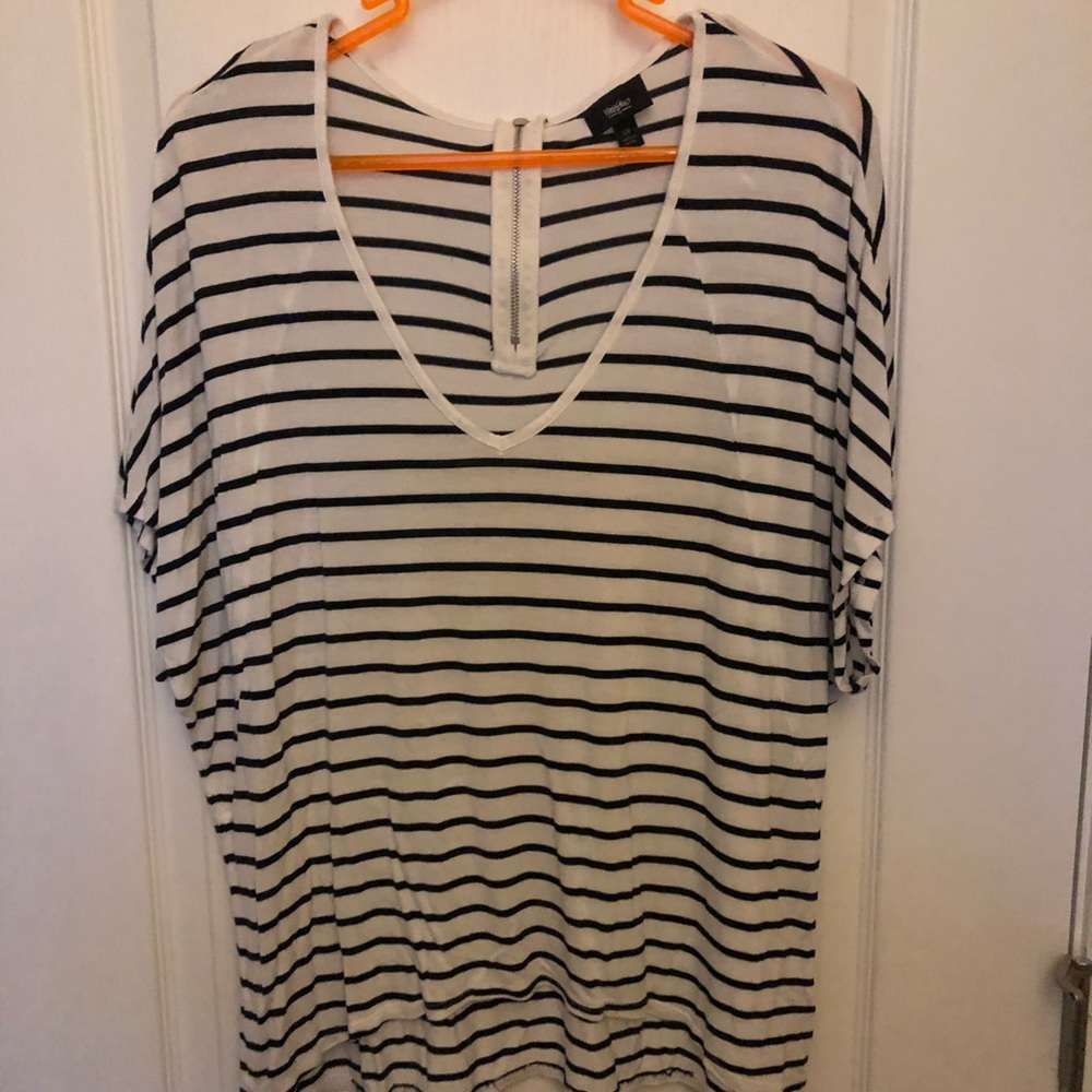 Deep V neck striped top